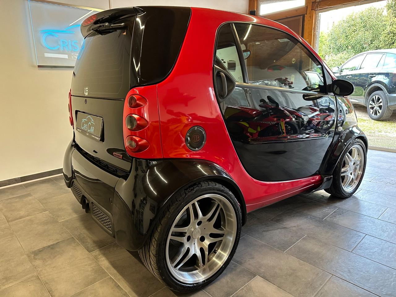 Smart 700 city-coupé allestimento Brabus chiappona