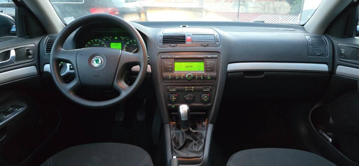 Skoda Octavia II 2004 Wagon Skoda Octavia II 2004 Wagon1.9 tdi Elegance 4x4 