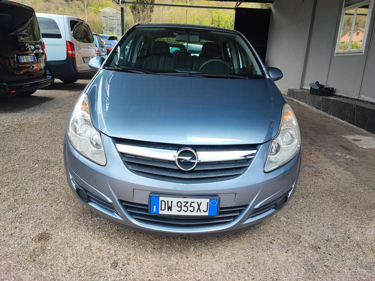 Opel Corsa 1.2 5 porte Cosmo