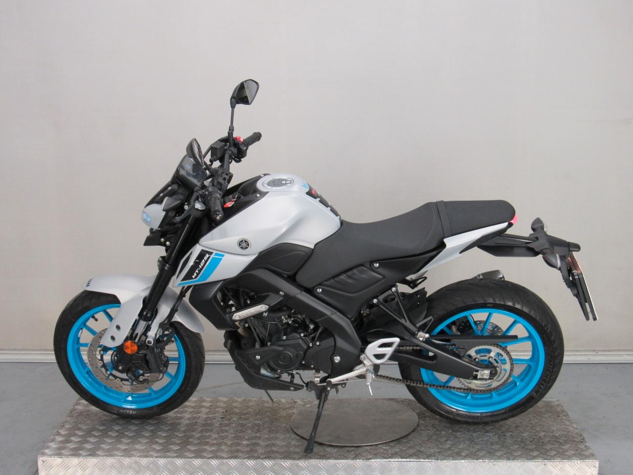 Yamaha MT-125 ABS 11 KW PATENTE A1/B AKRAPOVIC