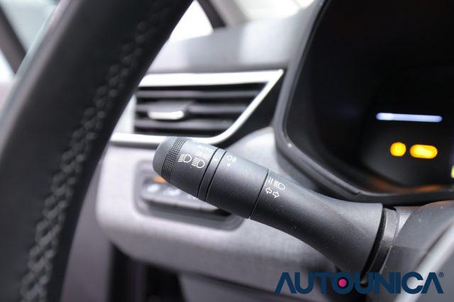 RENAULT Clio SCE 65 CV 5 PORTE EVOLUTION FARI LED NEOPATENTATI