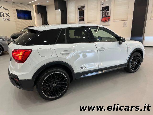 AUDI Q2 30 TDI S tronic Identity Black
