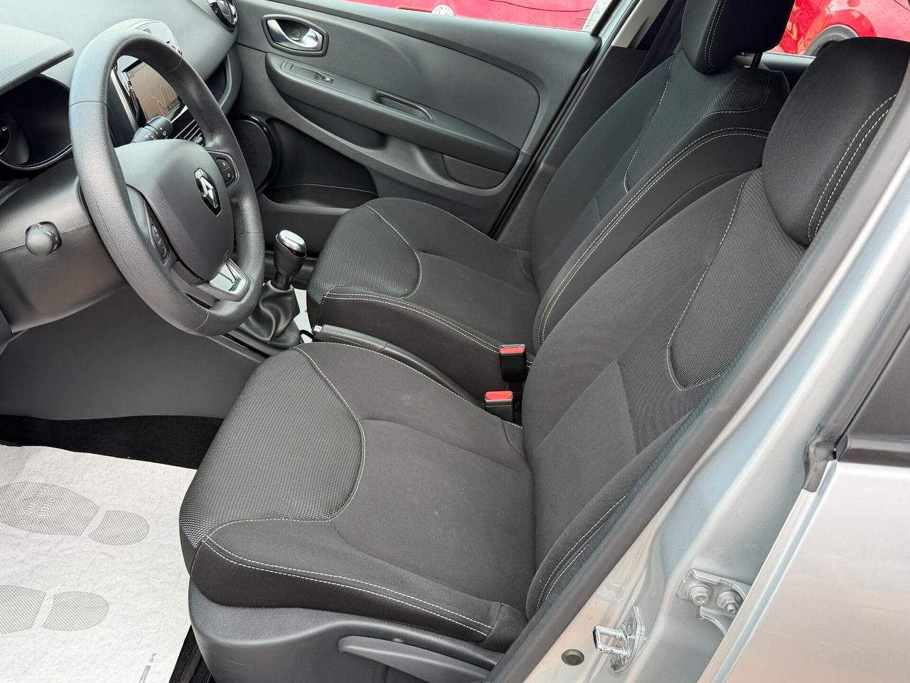 Renault Clio 1.5 DCI 75 cv. ENERGY BUSINESS (Autocarro 4P. N1)