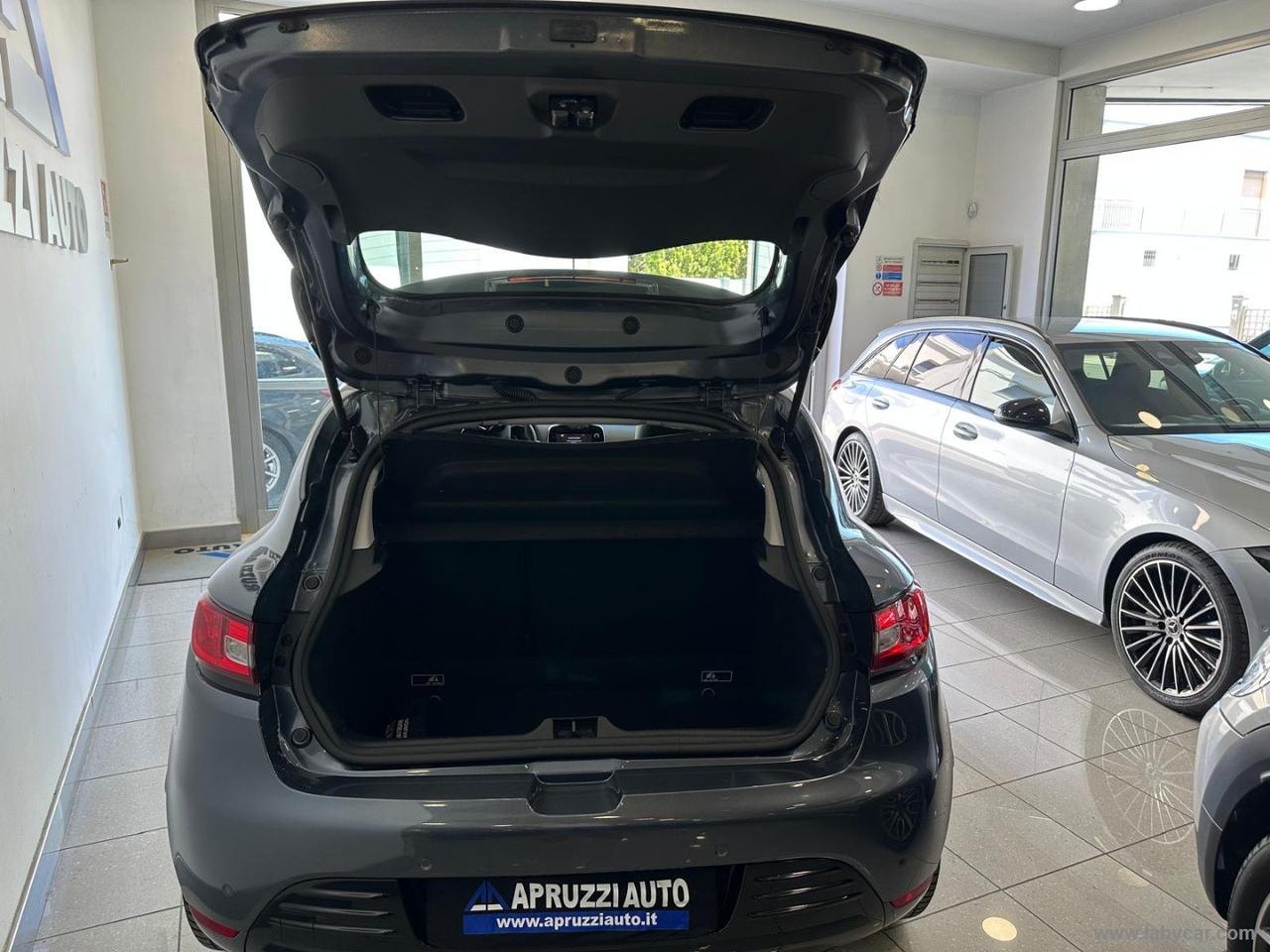 RENAULT Clio 1.5 dCi 8V 75 CV S&S 5p. Duel