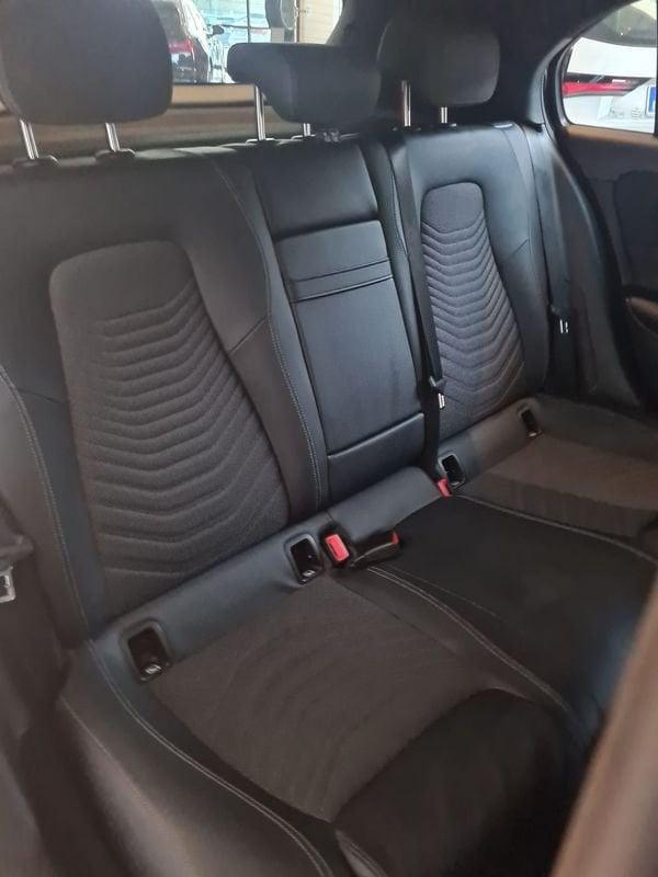 Mercedes-Benz Classe A Berlina A 250 e Plug-in At Advanced Progressive - IVA ESPOSTA !