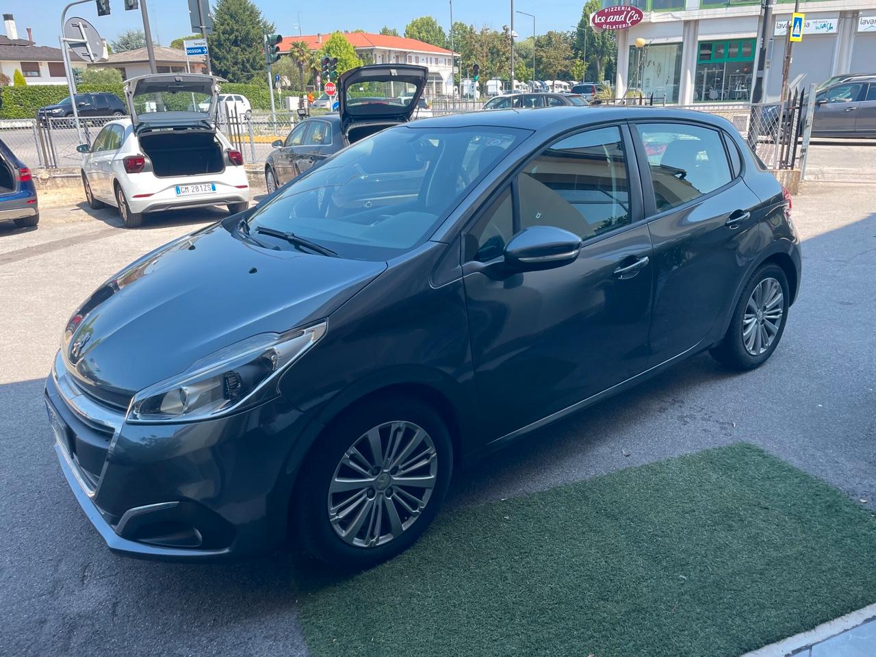 Peugeot 208 BlueHDi 75 5 porte Active