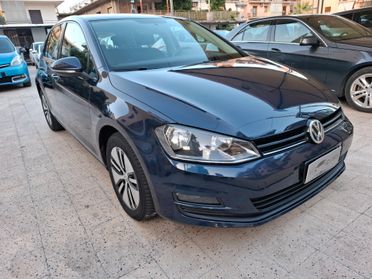 Volkswagen Golf - 1.6 TDI Navi