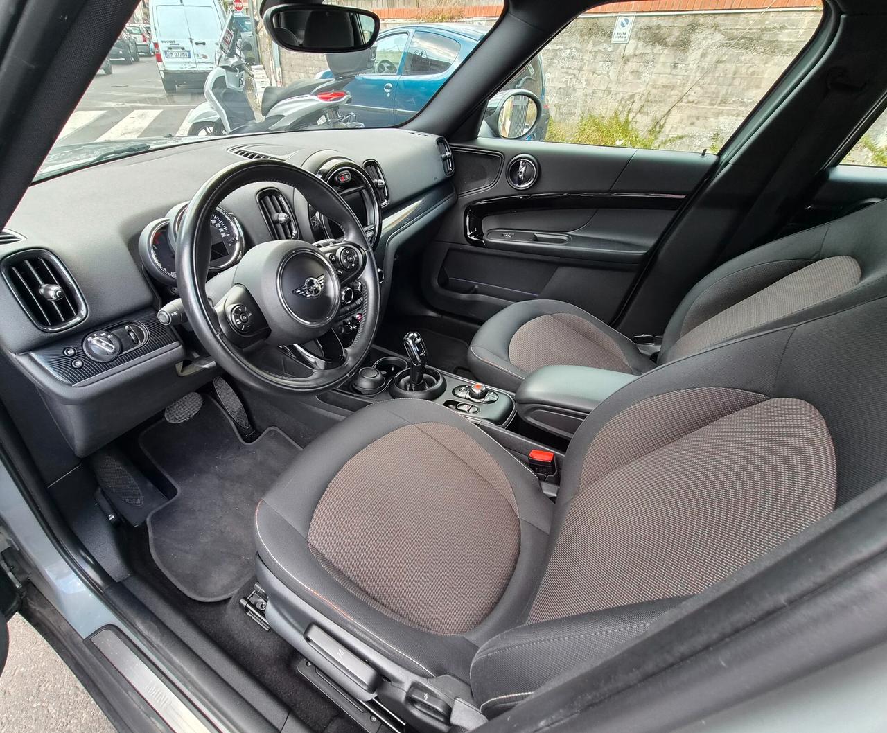 Mini Cooper D Countryman 2.0 Business Automatica