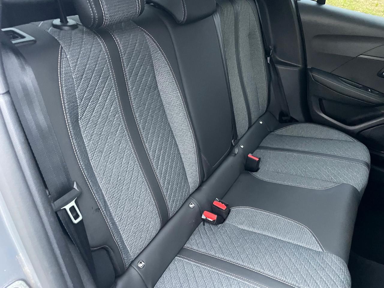 Peugeot 208 PureTech 100 Stop&Start 5 porte Allure