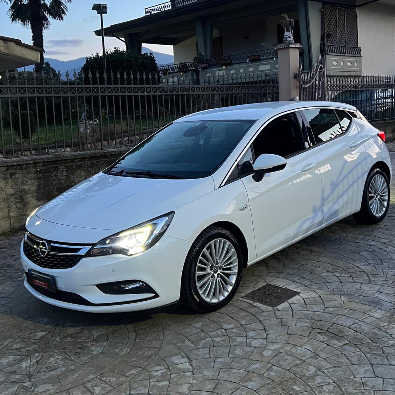 Opel Astra 1.6 CDTi 110CV Start&Stop 5 porte Innovation, UNICO PROPRIETARIO