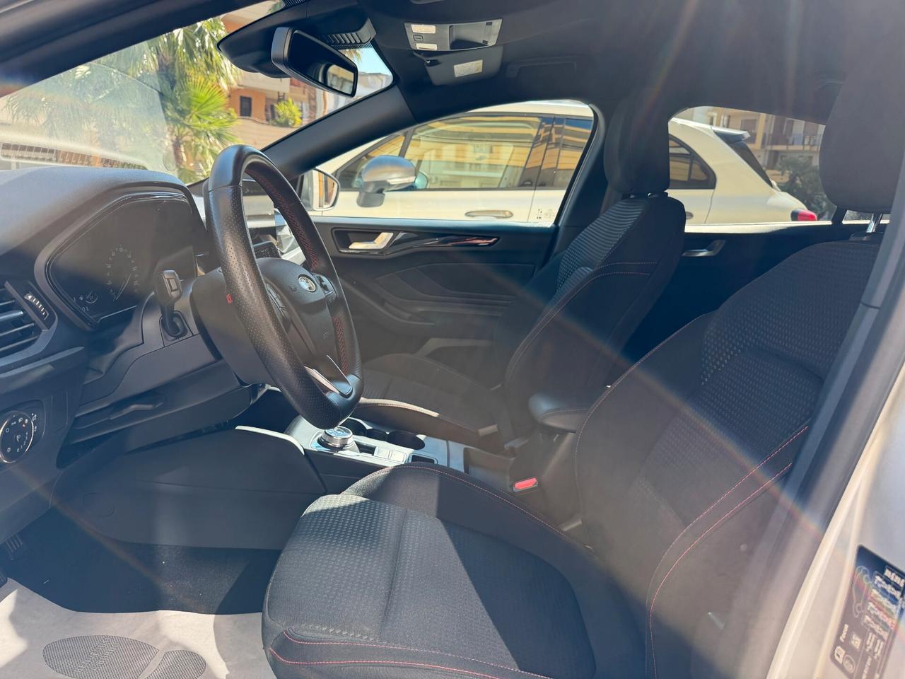 Ford Focus 1.5 EcoBlue 115 CV automatico 5p. ST-Line