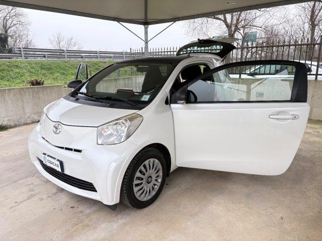 TOYOTA iQ 1.0 CVT Lounge POCHI CHILOMETRI AUTOMATICA OK NEOP