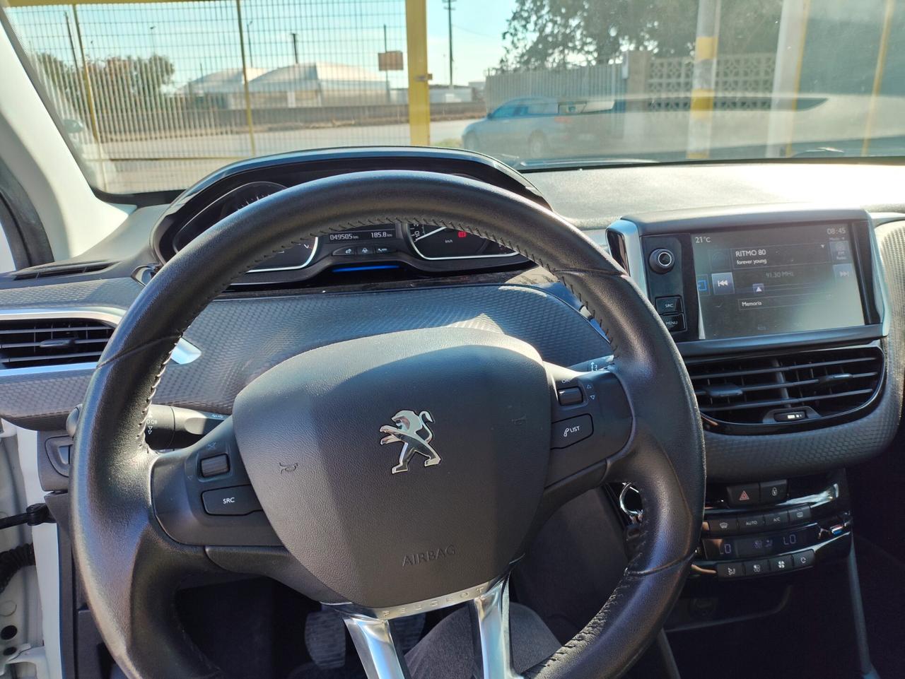 Peugeot 208 PureTech 82 5 porte Allure GPL