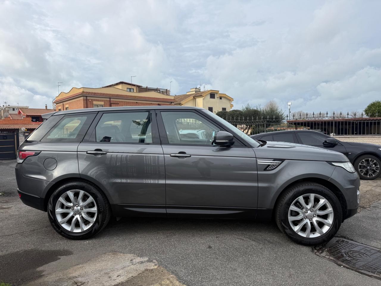 Land Rover Range Rover Sport 3.0 TDV6 HSE Dynamic