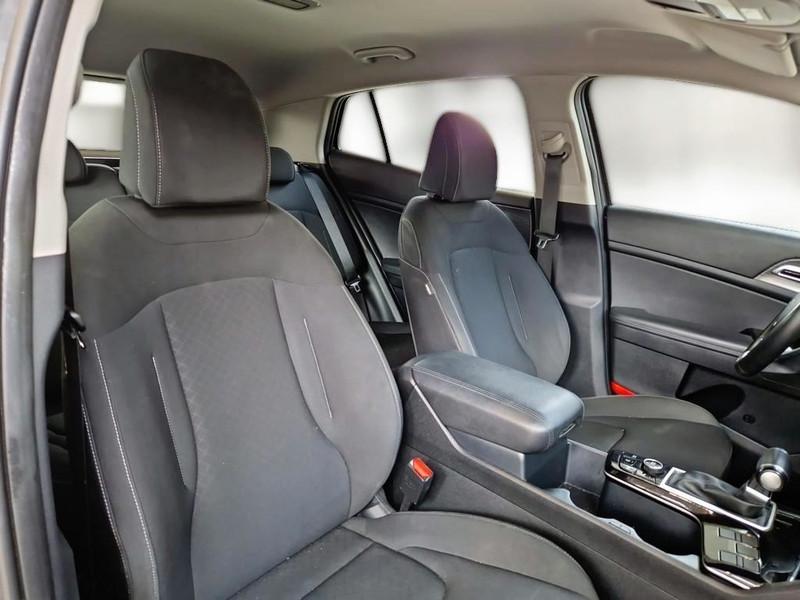 KIA SPORTAGE 1.6 CRDI MHEV BUSINESS 2WD DCT SUV