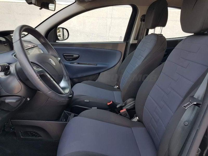 Lancia Ypsilon Ypsilon 1.0 firefly hybrid Platino s&s 70cv