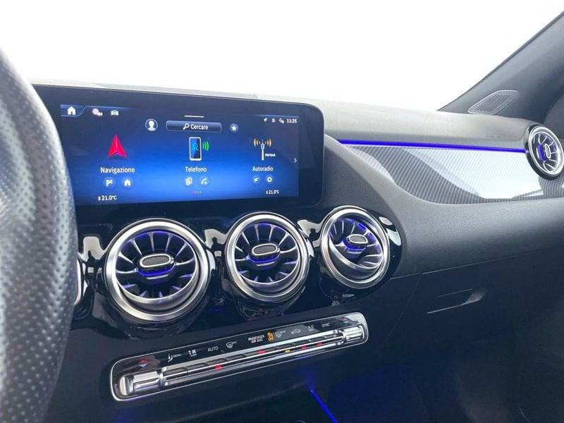 Mercedes-Benz GLA GLA 200 d Auto 4M AMG Line Premium Plus * TETTO APRIBILE *