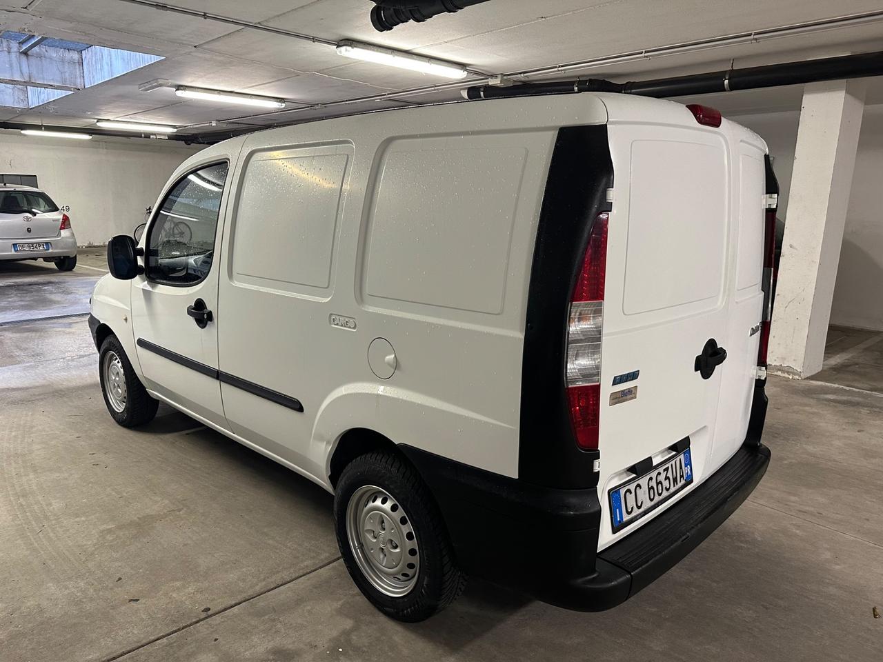 Fiat Doblo 1.9 JTD cat Cargo Lamierato SX