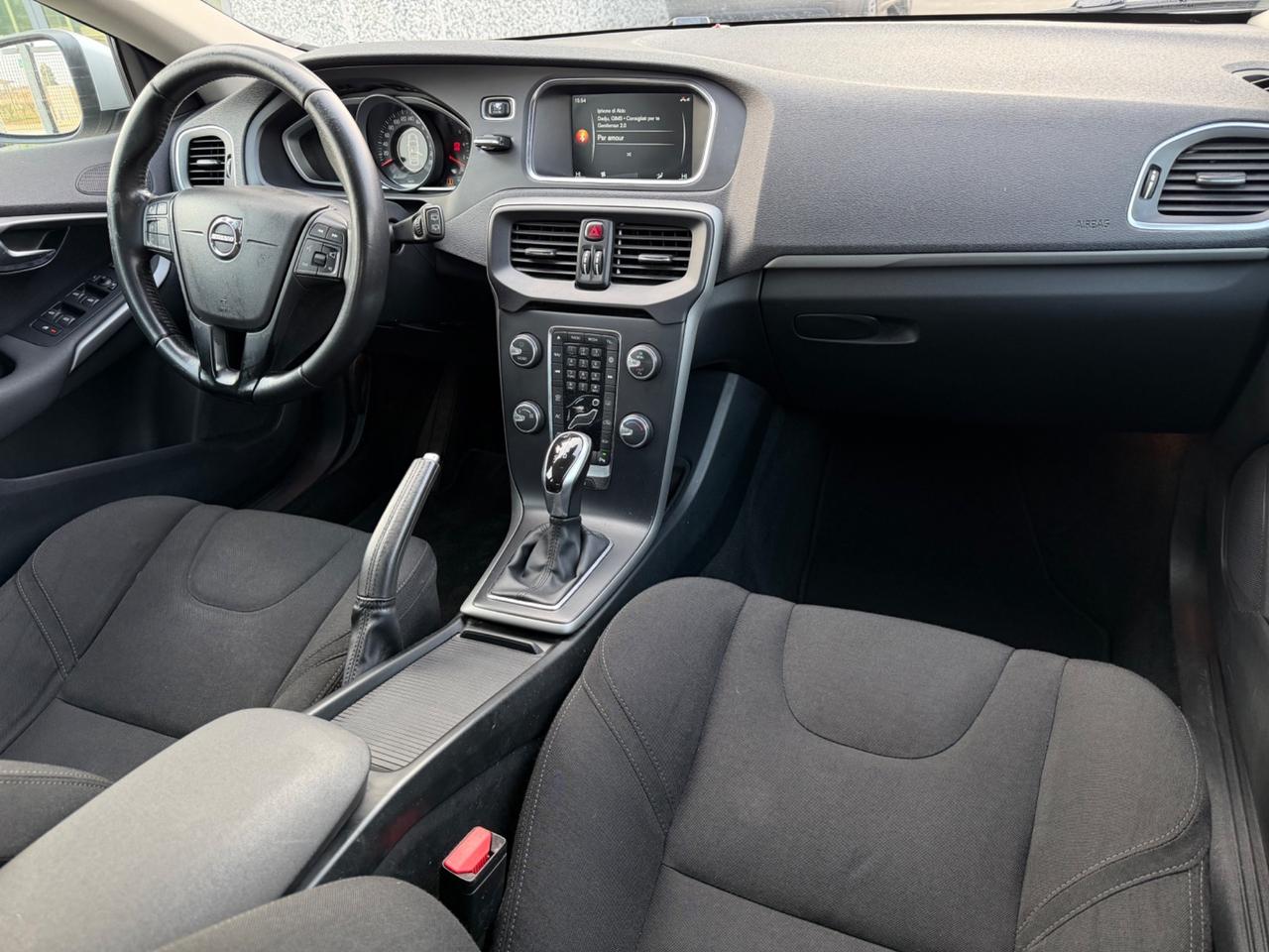 Volvo V40 D2 Geartronic Kinetic N1