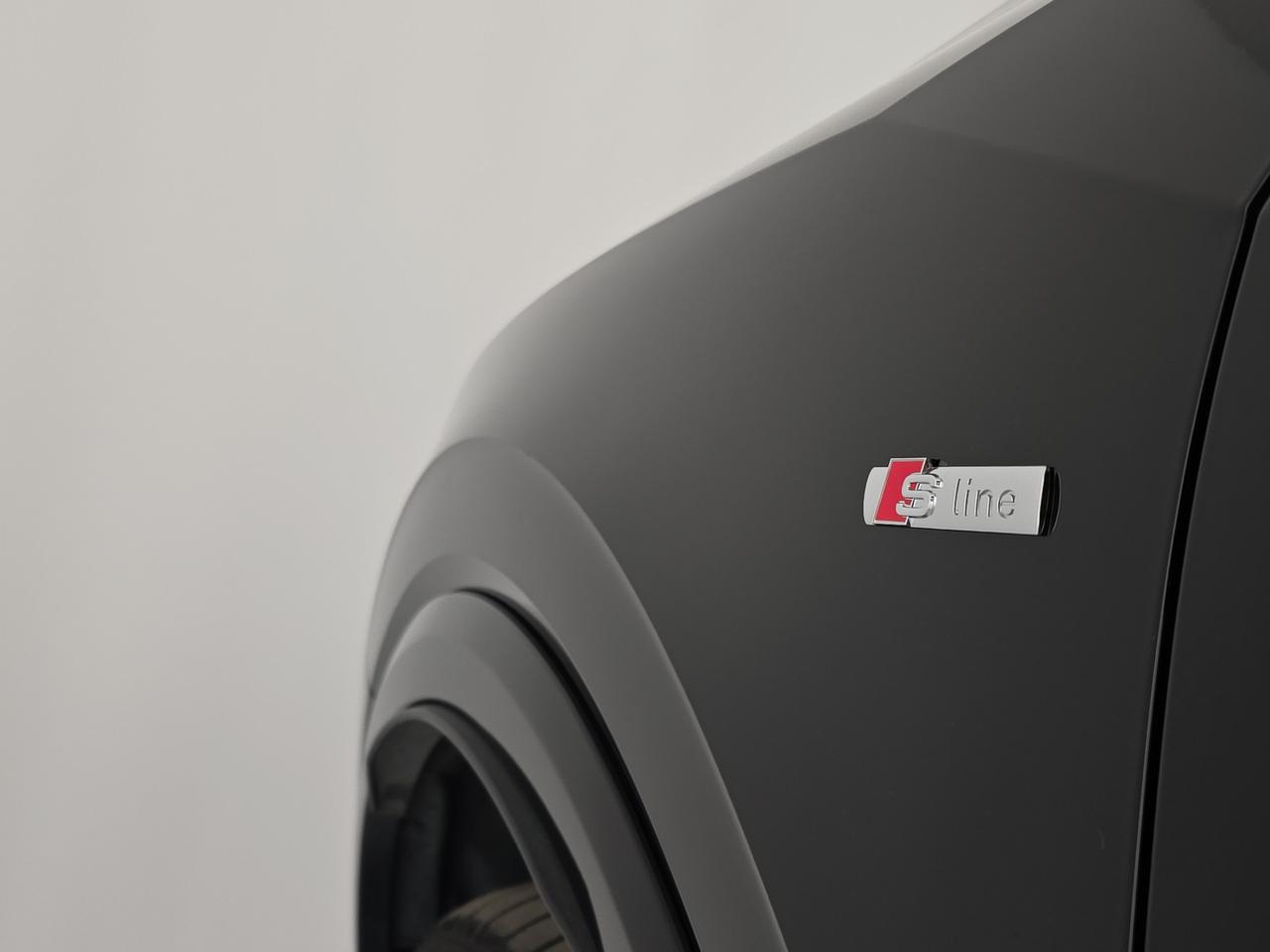 Audi Q2 35 2.0 tdi s line edition s-tronic