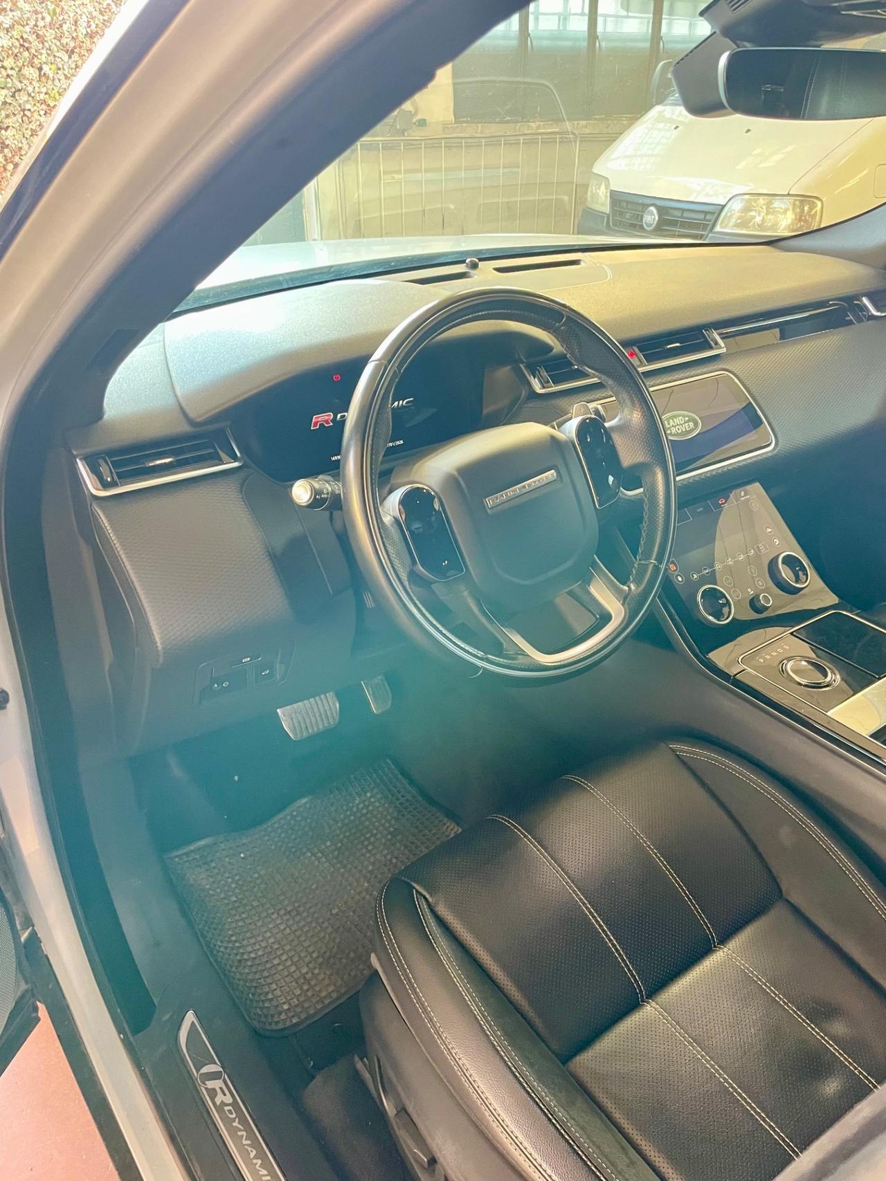 Land Rover Range Velar 2.0D con catene sostituite