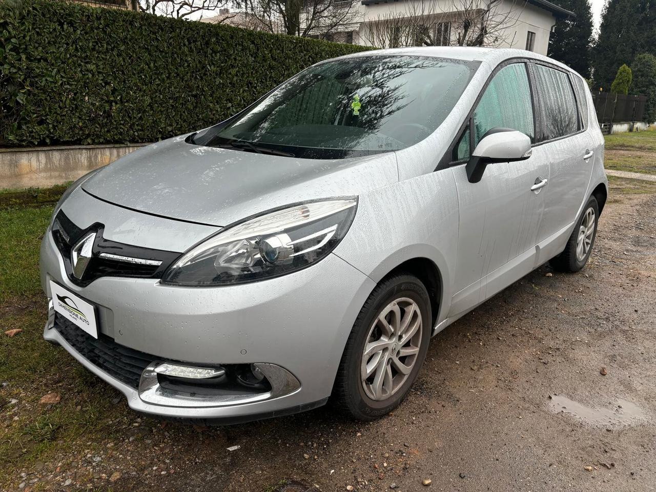 Renault Scenic Scénic XMod 1.5 dCi 110CV