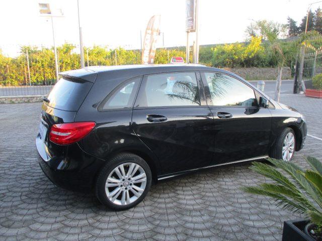 MERCEDES-BENZ B 180 CDI Executive