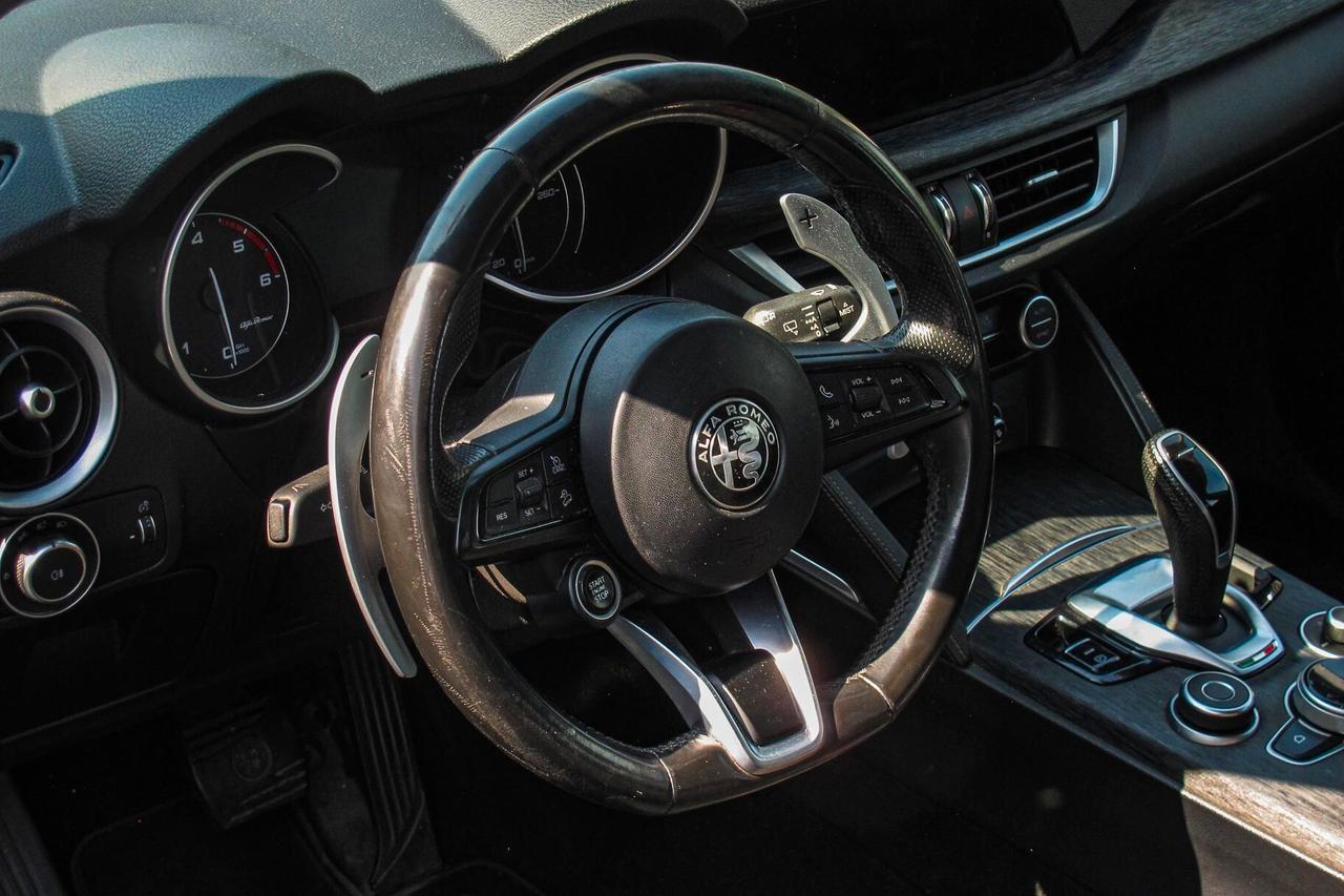 Alfa Romeo Stelvio 2.2 Turbodiesel 160 CV AT8 RWD Business
