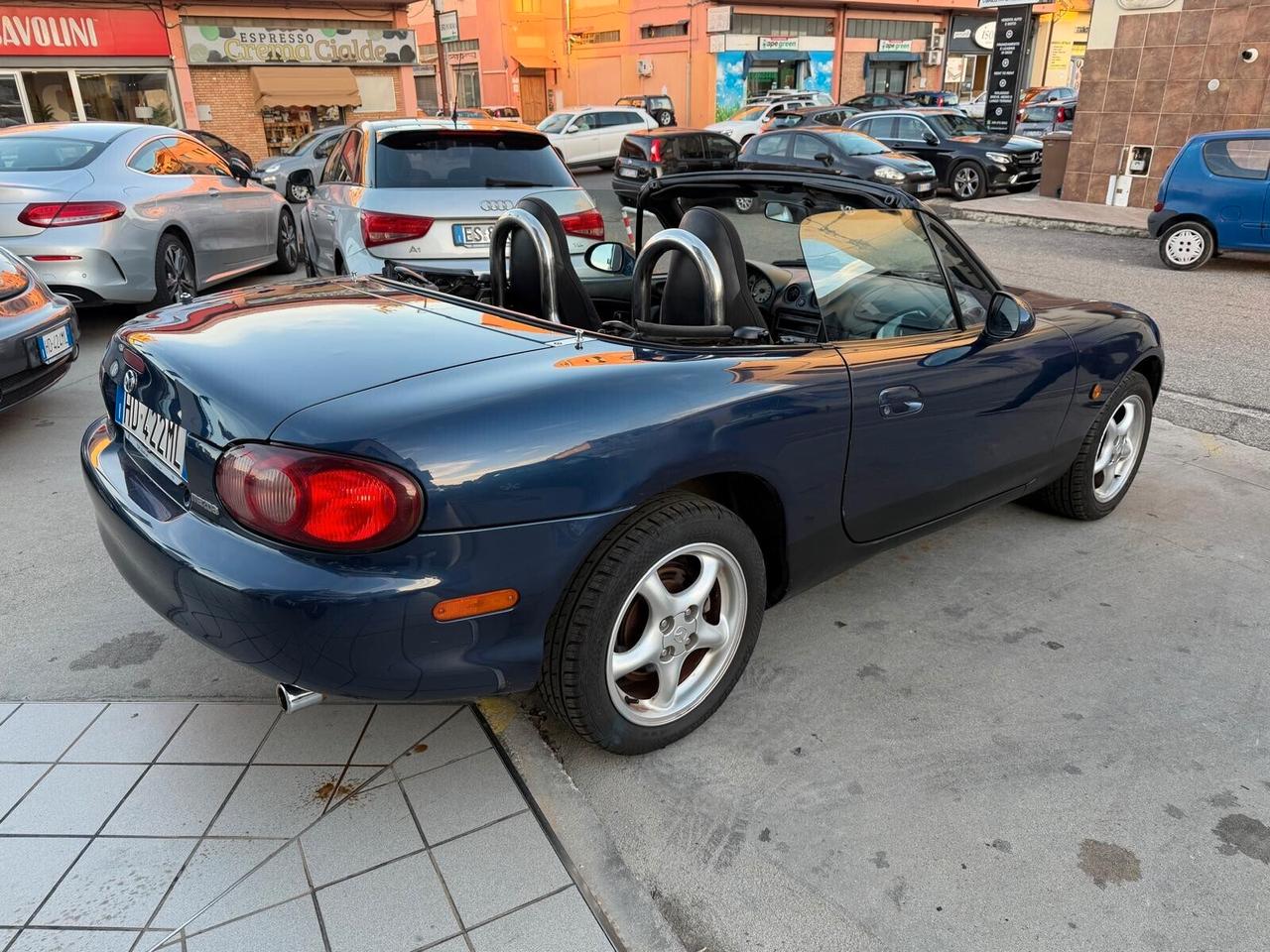 Mazda MX-5 1.6i 16V cat