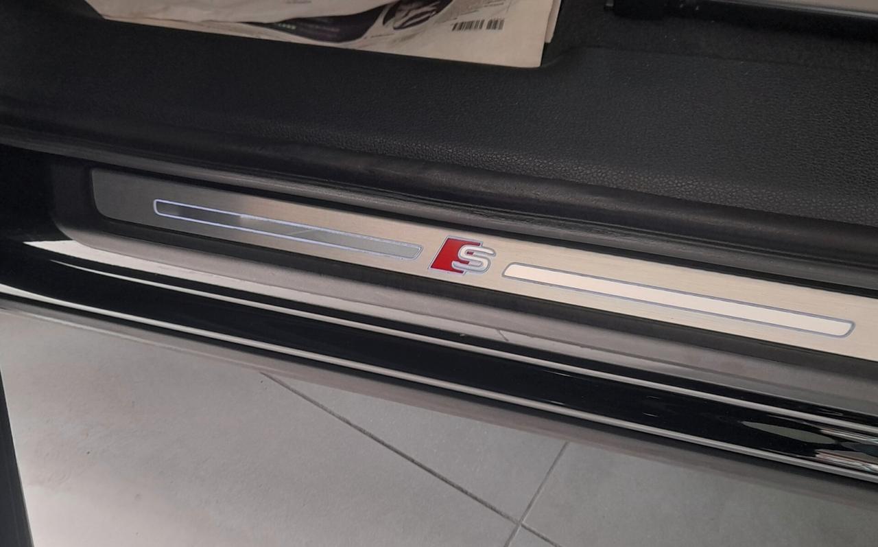 Audi Q3 35 TDI S tronic S line IDENTITY BLACK