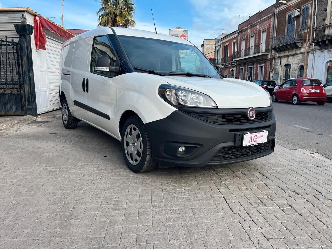 Fiat Doblo 1.6 MJT 105CV PL-TN Cargo MAXI Lounge DOPPIA PARTE LATERALE