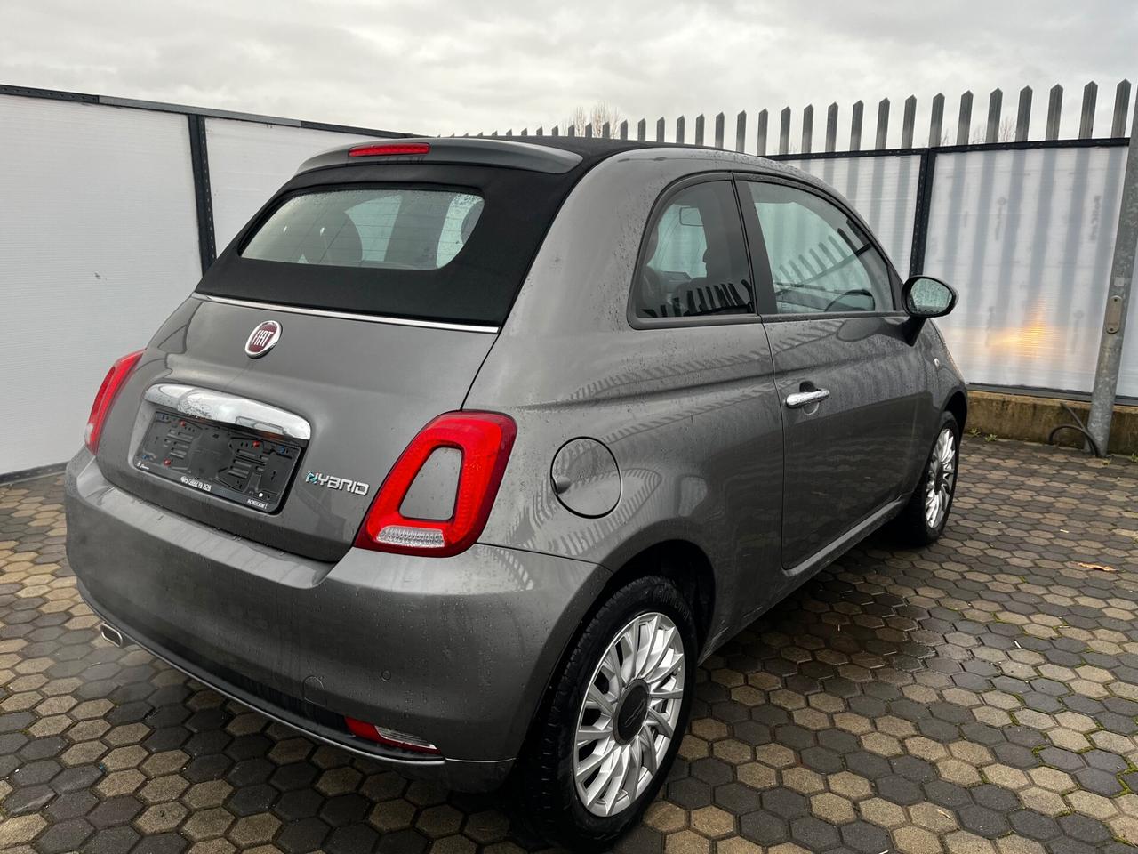 Fiat 500 C 1.0 Hybrid Dolcevita