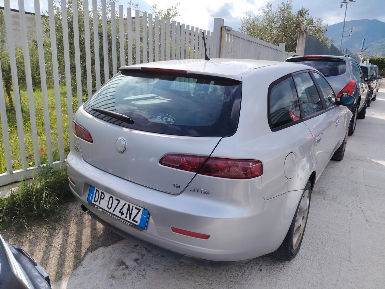 Alfa Romeo 159 1.9 JTDm Sportwagon Distinctive