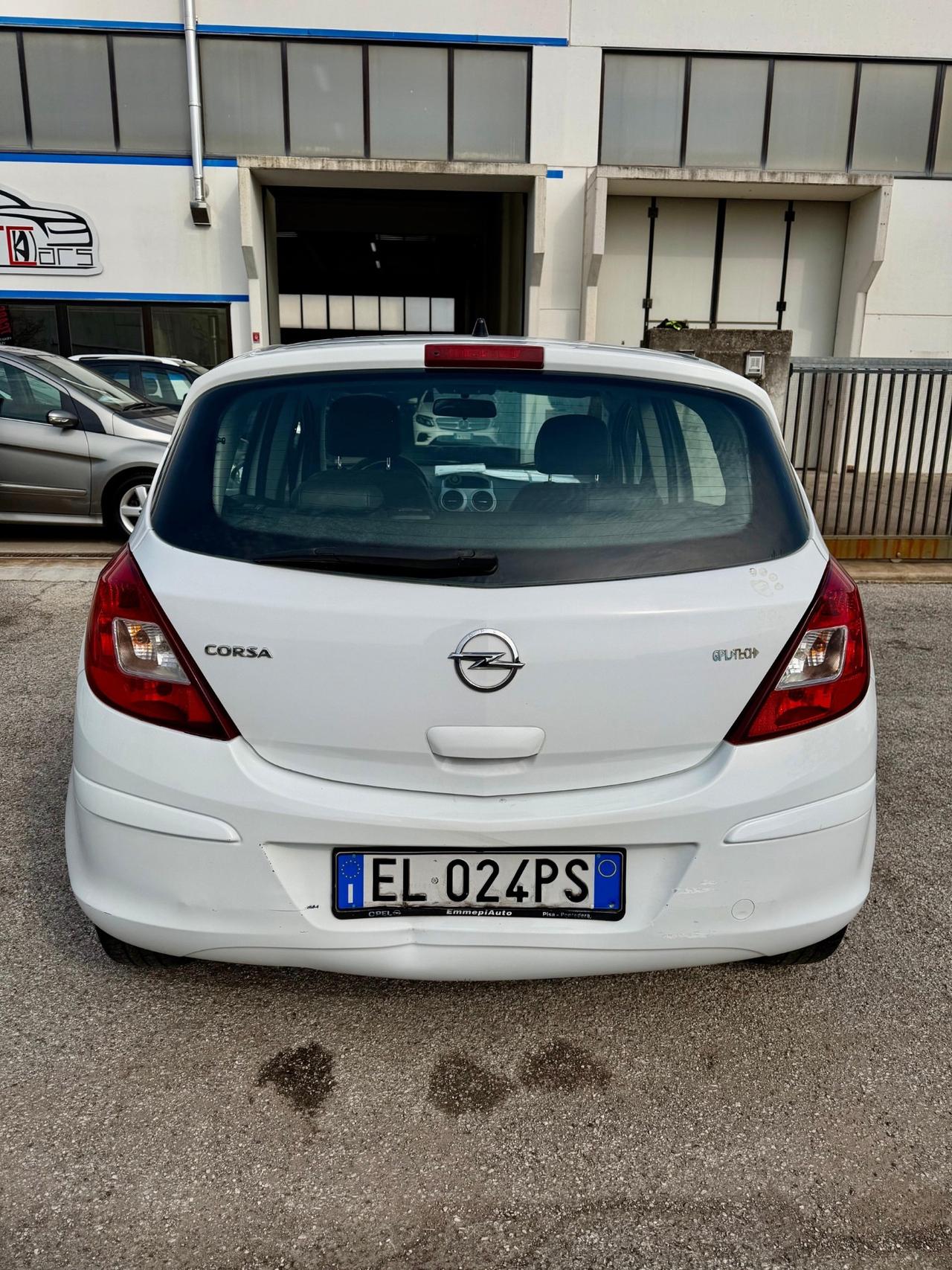 OPEL CORSA 1.2 GPL VALIDO FINO 2032 - NEOPATENTE