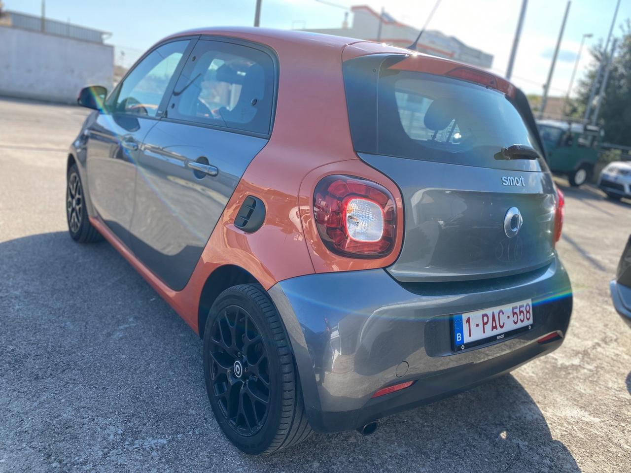 Smart ForFour Edition1