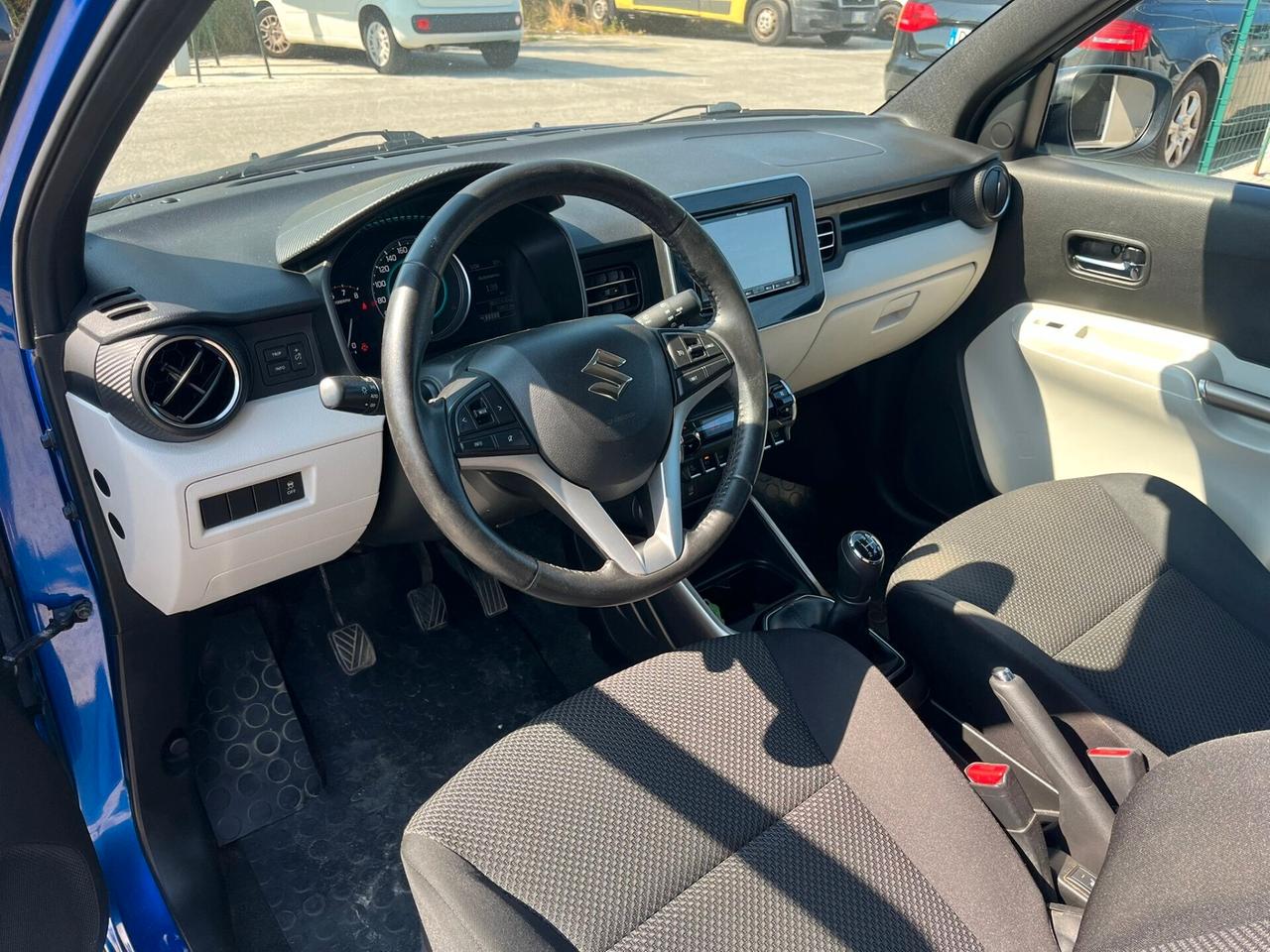 Suzuki Ignis 1.2 Dualjet Top