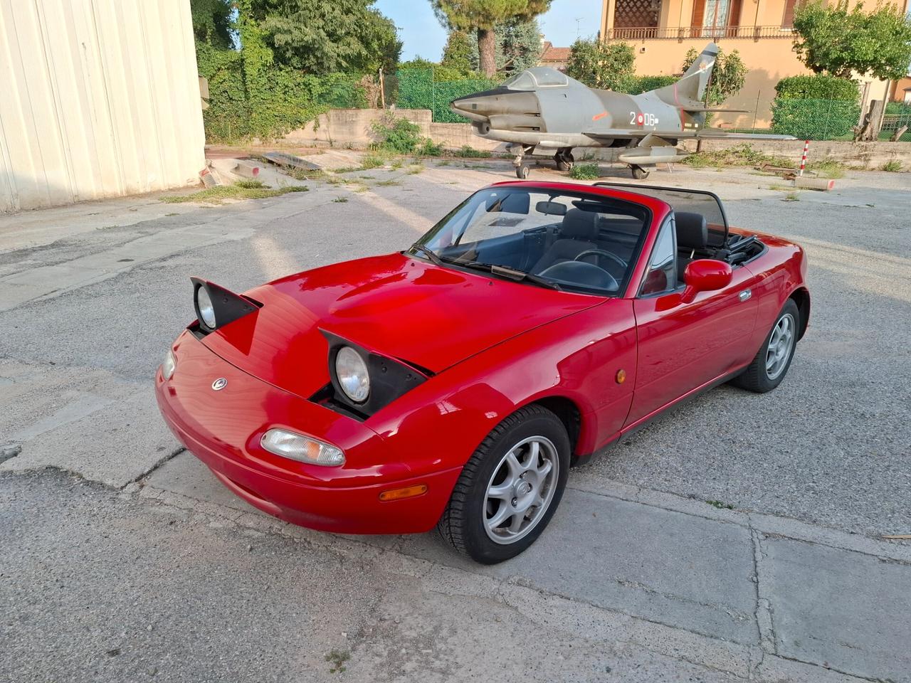 Mazda MX-5 1.8i 16V cat