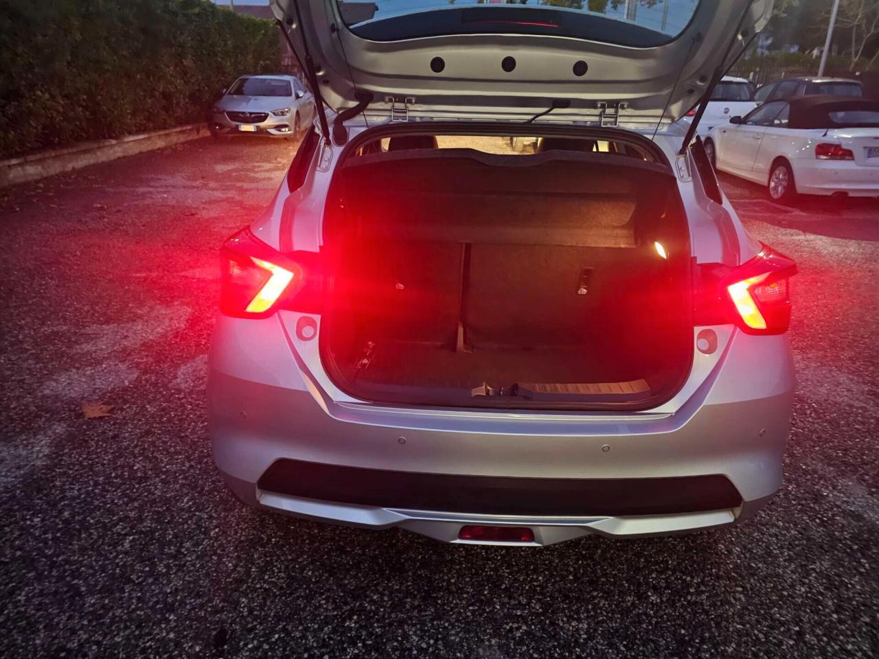 Nissan Micra IG-T 92 Xtronic 5 porte Tekna