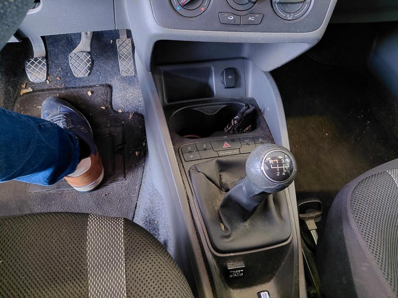 Seat Ibiza 1.4 5p. Reference Dual KM 138.000