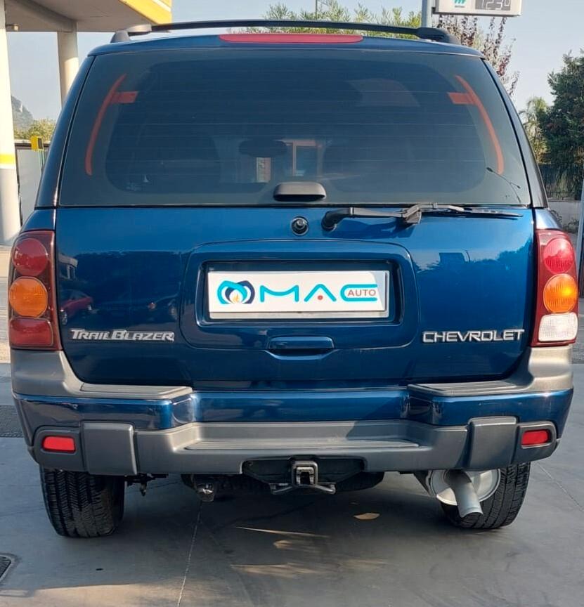 Chevrolet Trailblazer 4.2 L6 LTZ