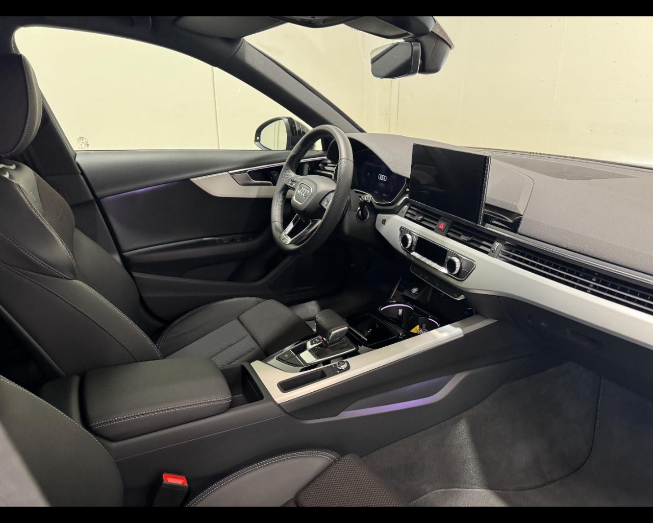 AUDI A4 AVANT 30 TDI MHEV S LINE EDITION S-TRONIC