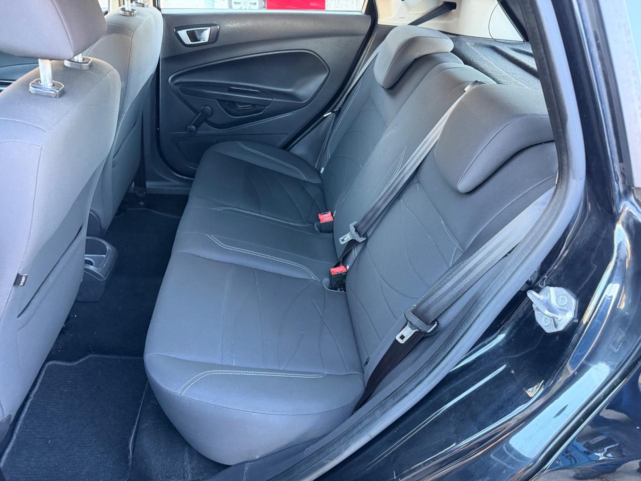 Ford Fiesta 1.5 TDCi 75 cv 2013 Gancio Traino