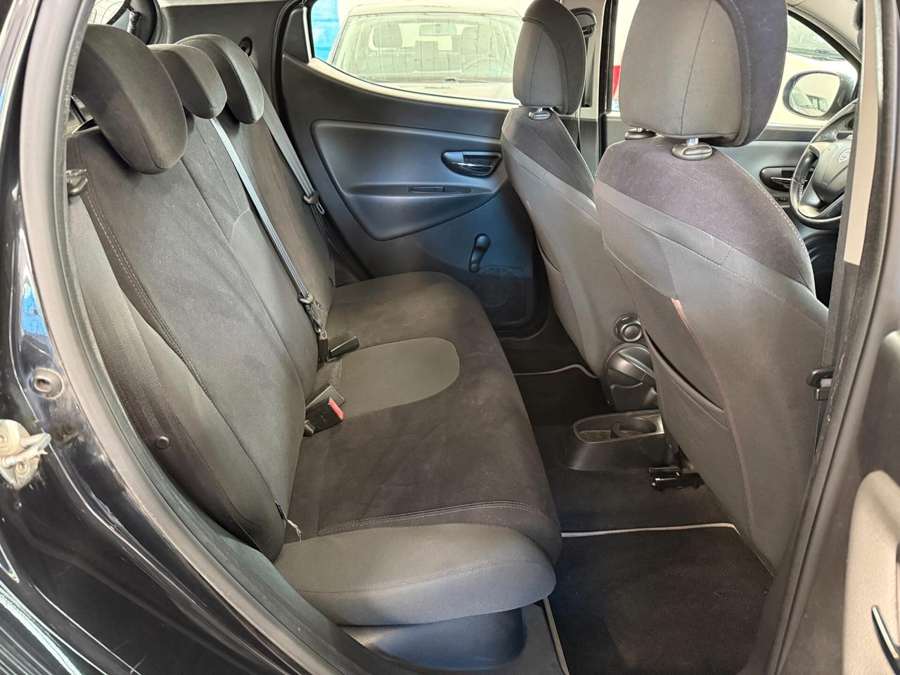 Lancia Ypsilon 1.2 69 CV CINGHIA OK - NEOPATENTATI