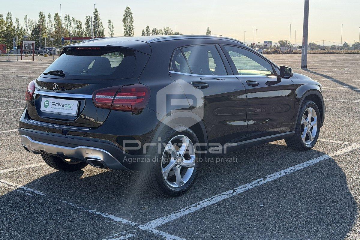 MERCEDES GLA 200 d Executive