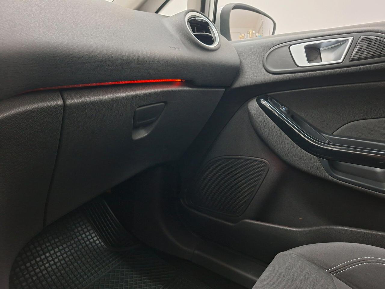 Ford Fiesta 1.5 TDCi 75cv Titanium