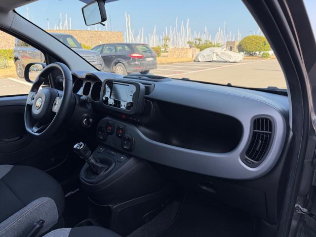 FIAT Panda 1.0 HYBRID CITY LIFE+CLIMATRONIC+SCHERMO+5POSTI