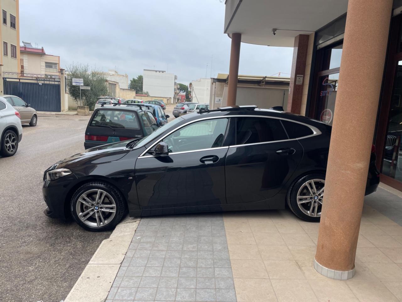 Bmw Serie 2 Gran Coupé 216d Luxury aut. "TETTO NAVY PELLE LED "