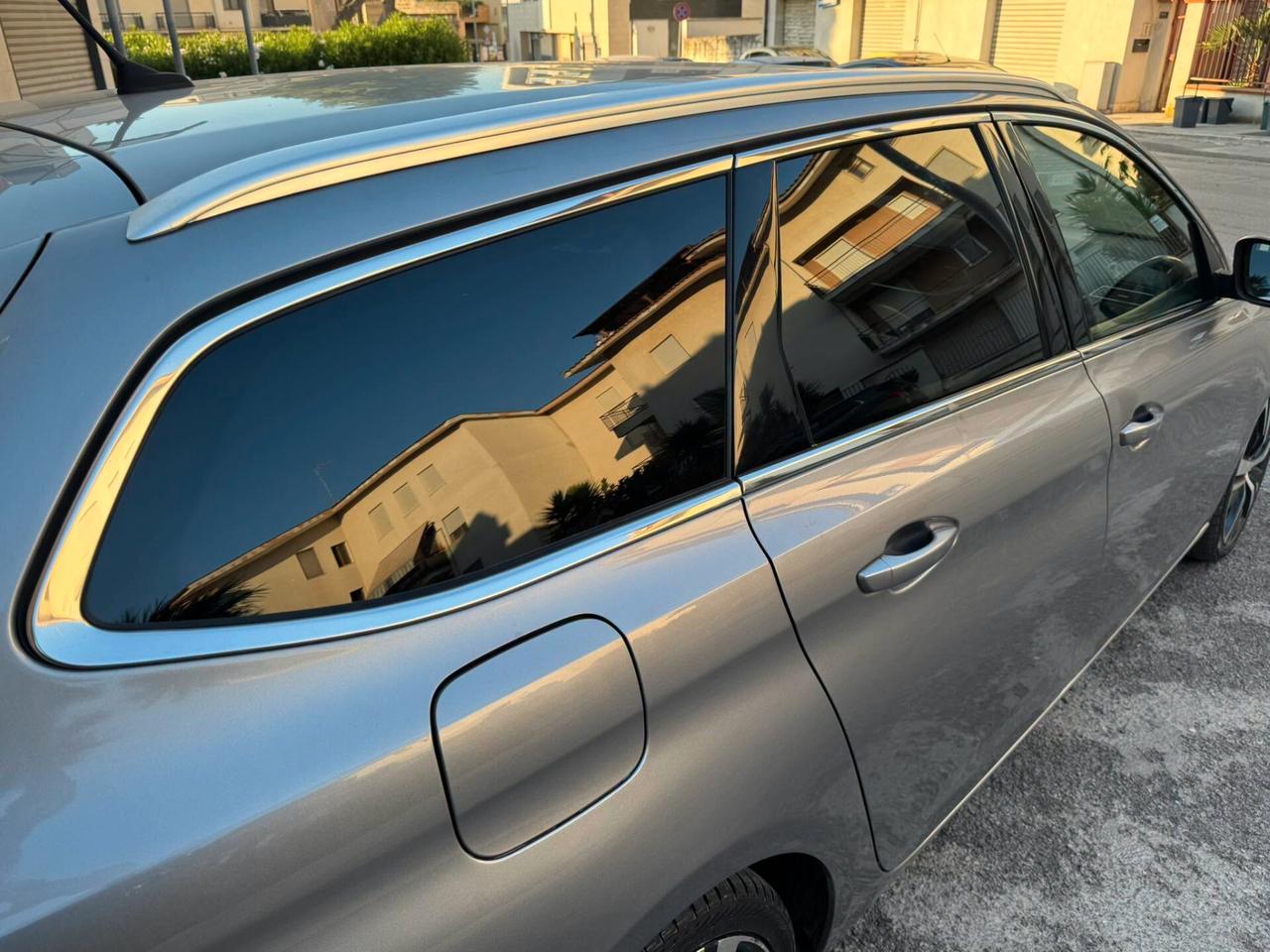 PEUGEOT 308 1.6 HDI 120 CV. S.W. ALLURE FULL FULL PERFETTA