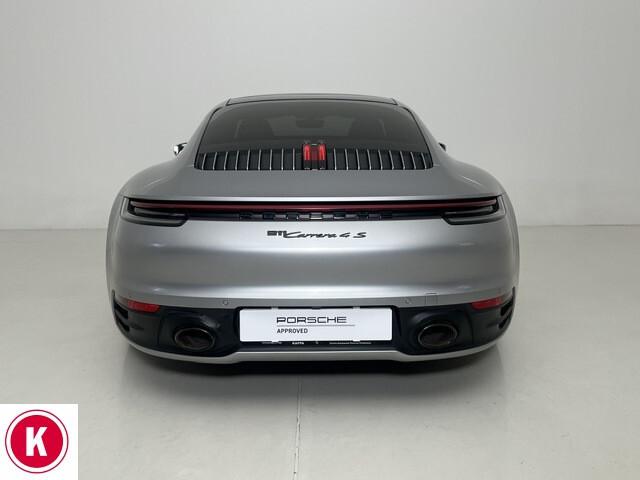 Porsche 911 Carrera 4S **Leasing 990 € al mese**