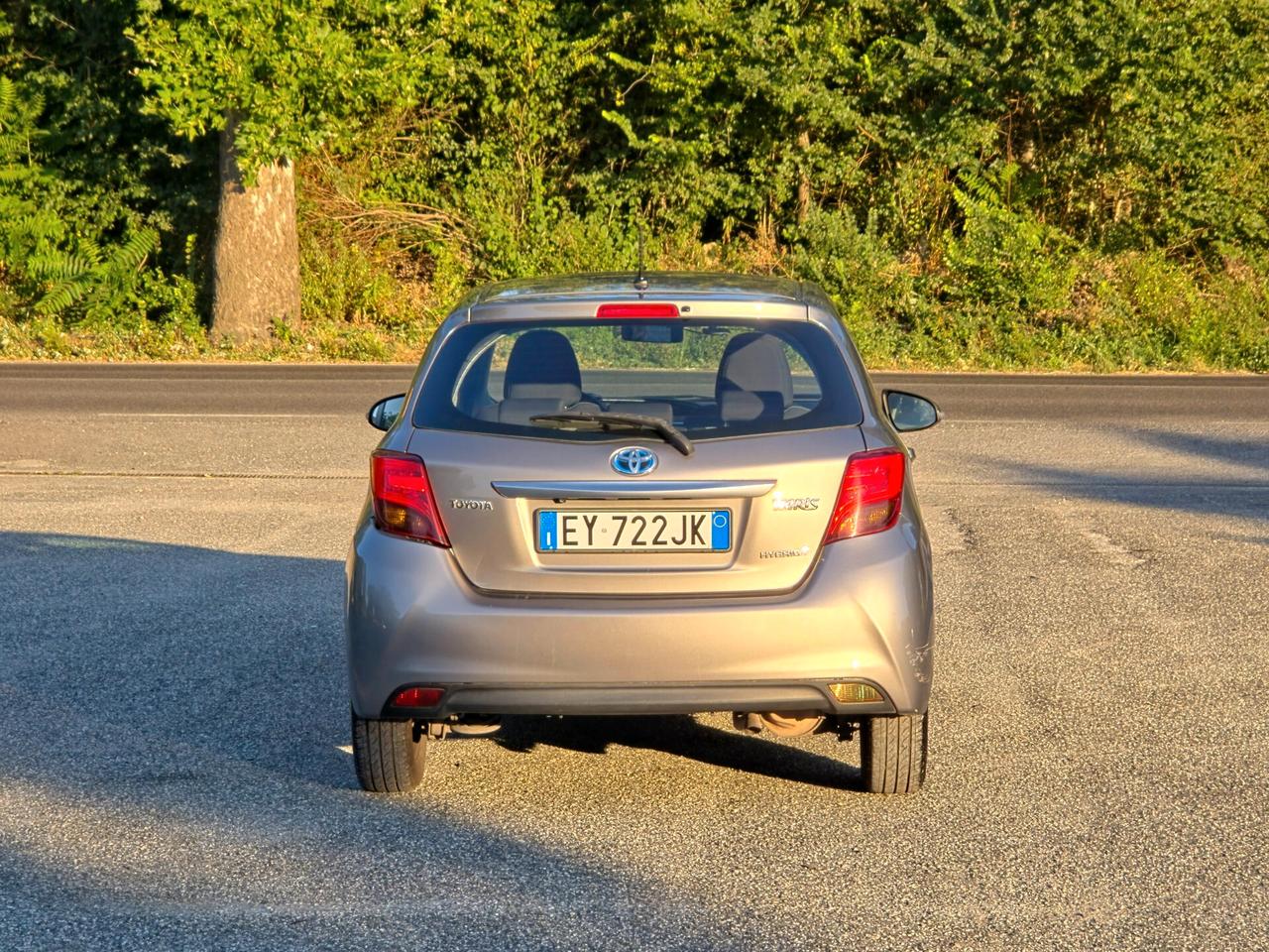 Toyota Yaris 1.5 Hybrid 5 porte Active -E6 Automatica NEO 2015